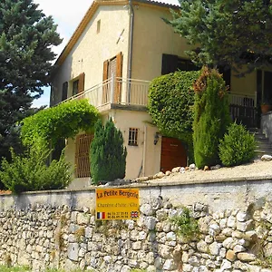 la-petite-bergerie-in-drome-provencale.hotels-rhonealpes.com/