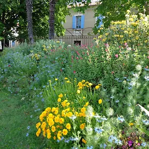 domaine-les-rivales.aixenprovencehotels.org/